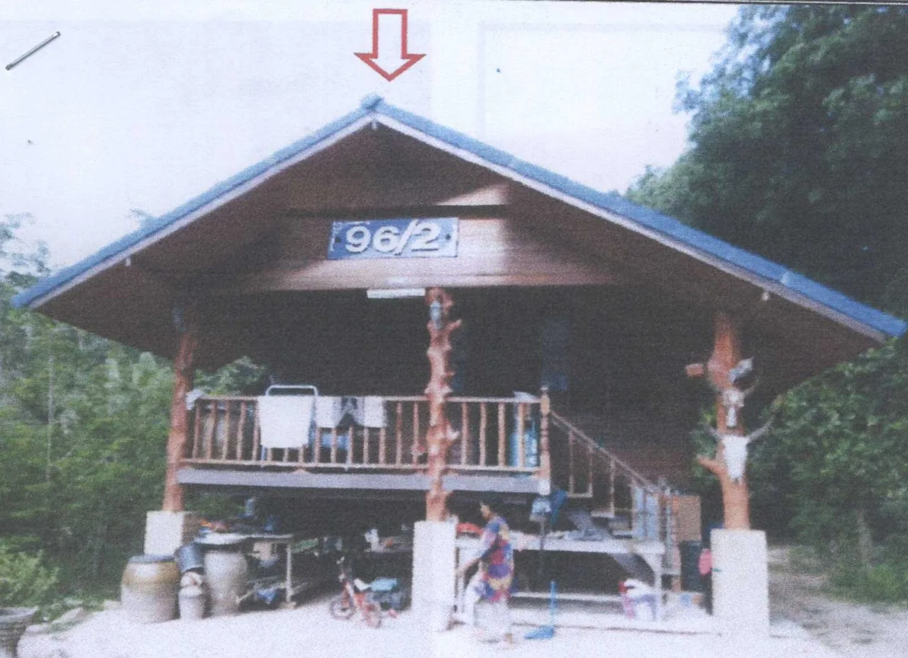 ขายทอดตลาด ที่ดินพร้อมสิ่งปลูกสร้าง ต.เขาหัวควาย อ.พุนพิน จ.สุราษฎร์ธานี