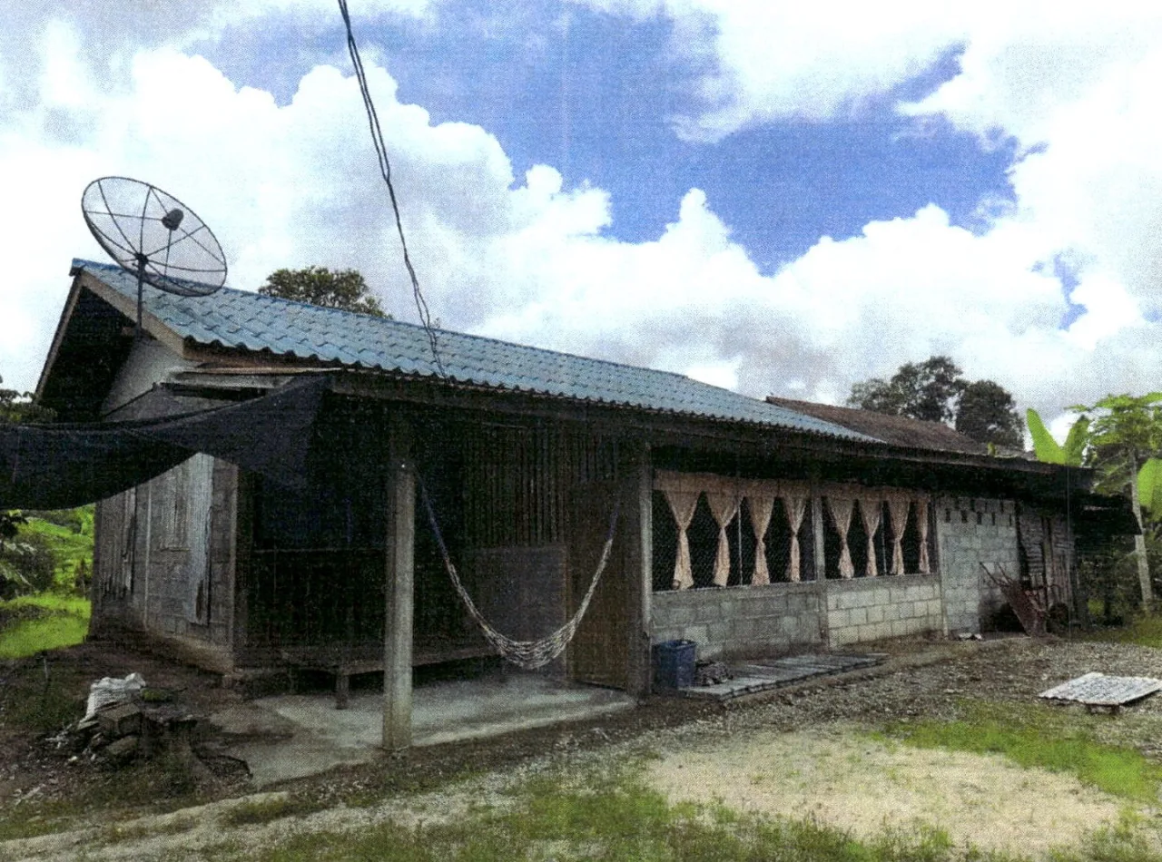 ขายทอดตลาด ที่ดินพร้อมสิ่งปลูกสร้าง ต.ผาเลือด อ.ท่าปลา จ.อุตรดิตถ์