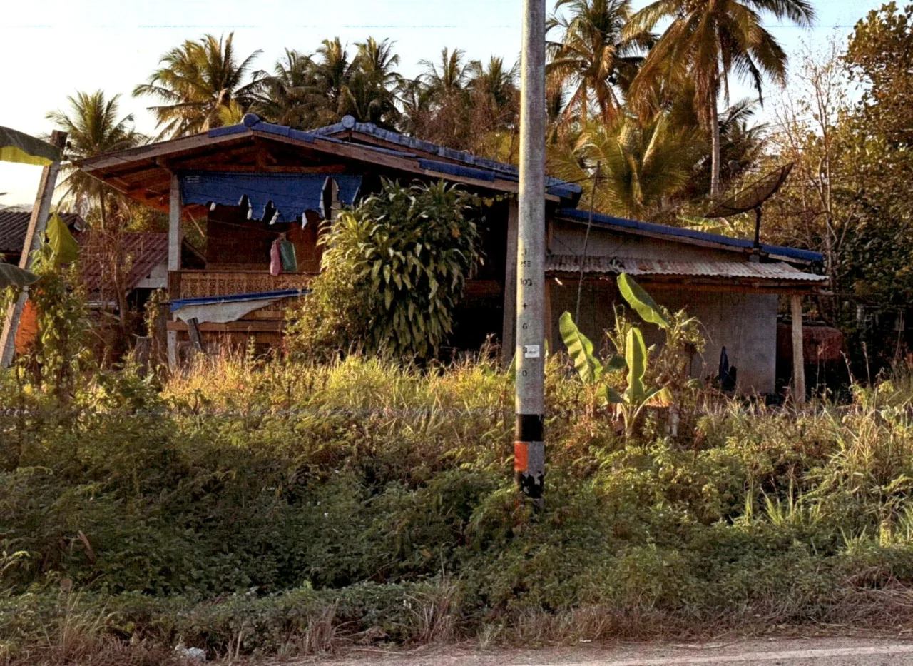 ขายทอดตลาด ที่ดินพร้อมสิ่งปลูกสร้าง ต.นาขุม อ.บ้านโคก จ.อุตรดิตถ์