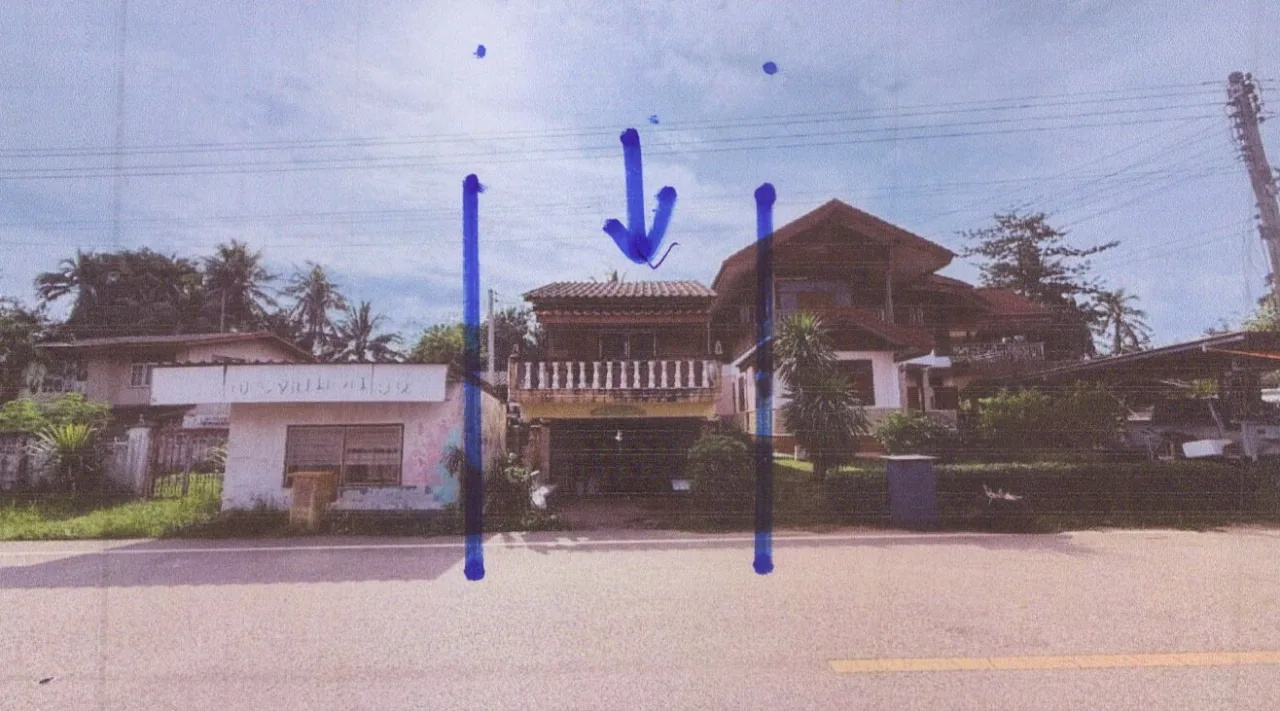 ขายทอดตลาด ที่ดินพร้อมสิ่งปลูกสร้าง ต.มะลวน อ.พุนพิน จ.สุราษฎร์ธานี