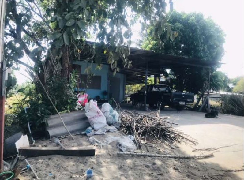 ขายทอดตลาด ที่ดินพร้อมสิ่งปลูกสร้าง ต.หนองเม็ก อ.หนองหาน จ.อุดรธานี