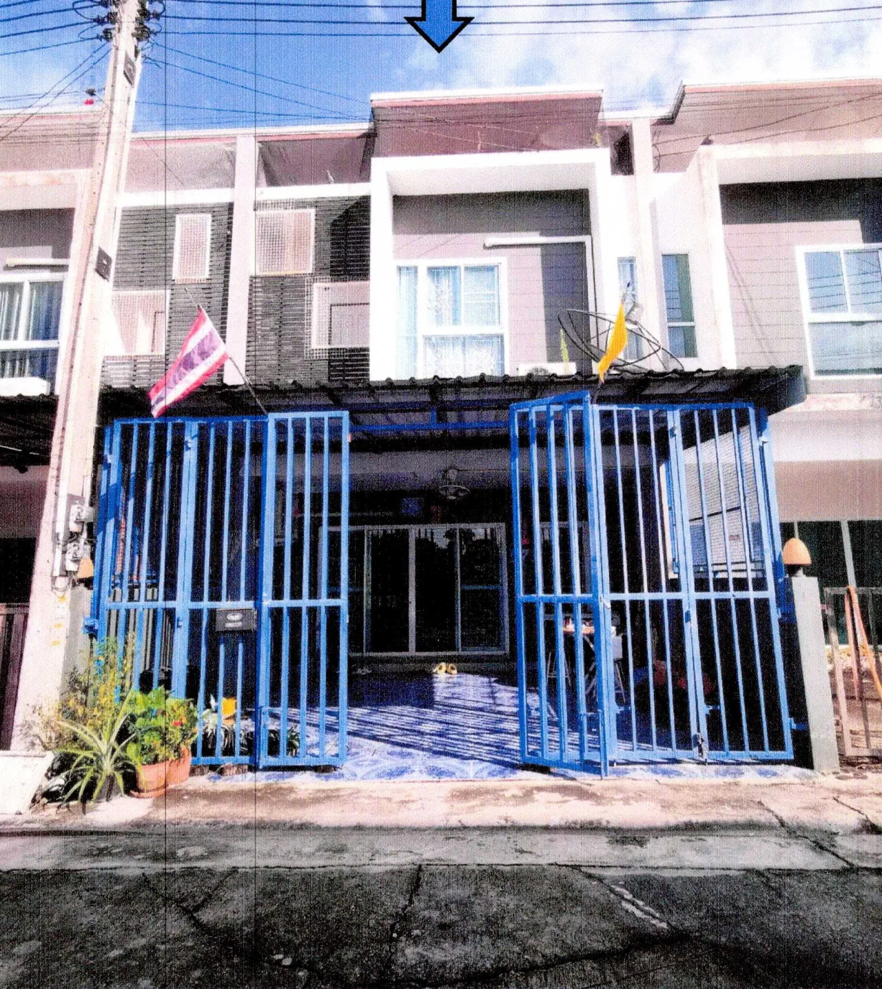 ขายทอดตลาด ที่ดินพร้อมสิ่งปลูกสร้าง ต.หนองหงษ์ อ.พานทอง จ.ชลบุรี
