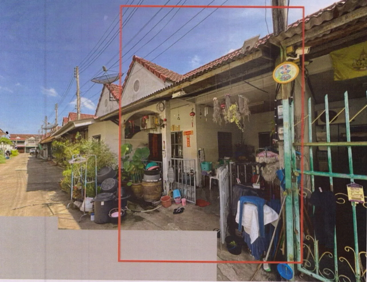 ขายทอดตลาด ที่ดินพร้อมสิ่งปลูกสร้าง ต.มะขามเตี้ย อ.เมืองสุราษฎร์ธานี จ.สุราษฎร์ธานี