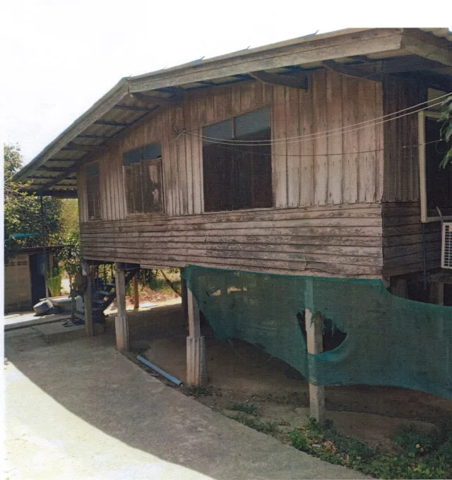 ขายทอดตลาด ที่ดินพร้อมสิ่งปลูกสร้าง ต.บ้านอิฐ อ.เมืองอ่างทอง จ.อ่างทอง