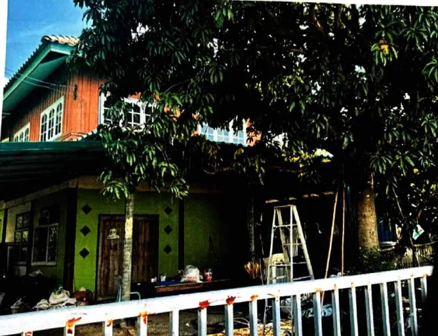 ขายทอดตลาด ที่ดินพร้อมสิ่งปลูกสร้าง ต.บ้านพราน อ.แสวงหา จ.อ่างทอง