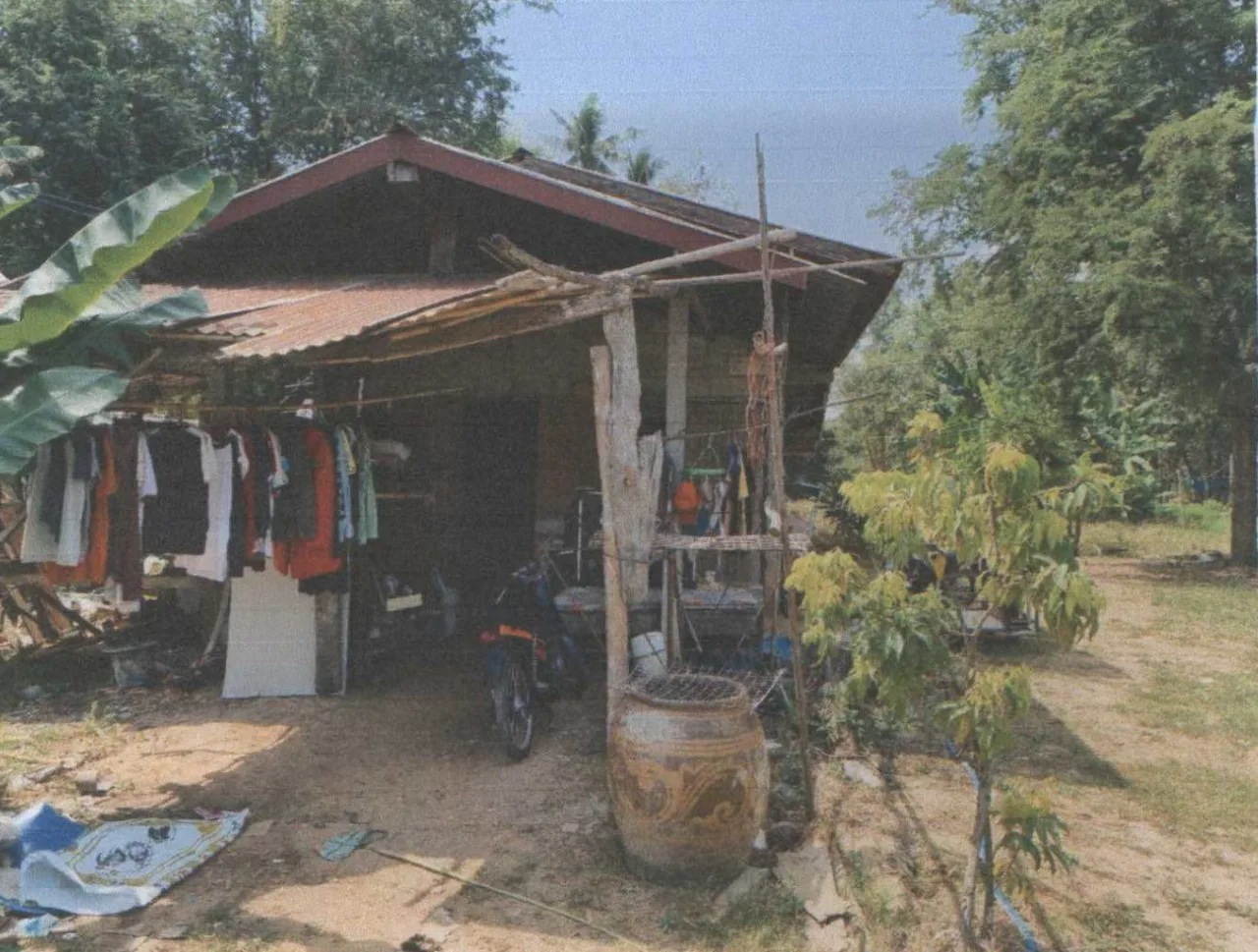 ขายทอดตลาด ที่ดินพร้อมสิ่งปลูกสร้าง ต.ในเมือง อ.พิชัย จ.อุตรดิตถ์