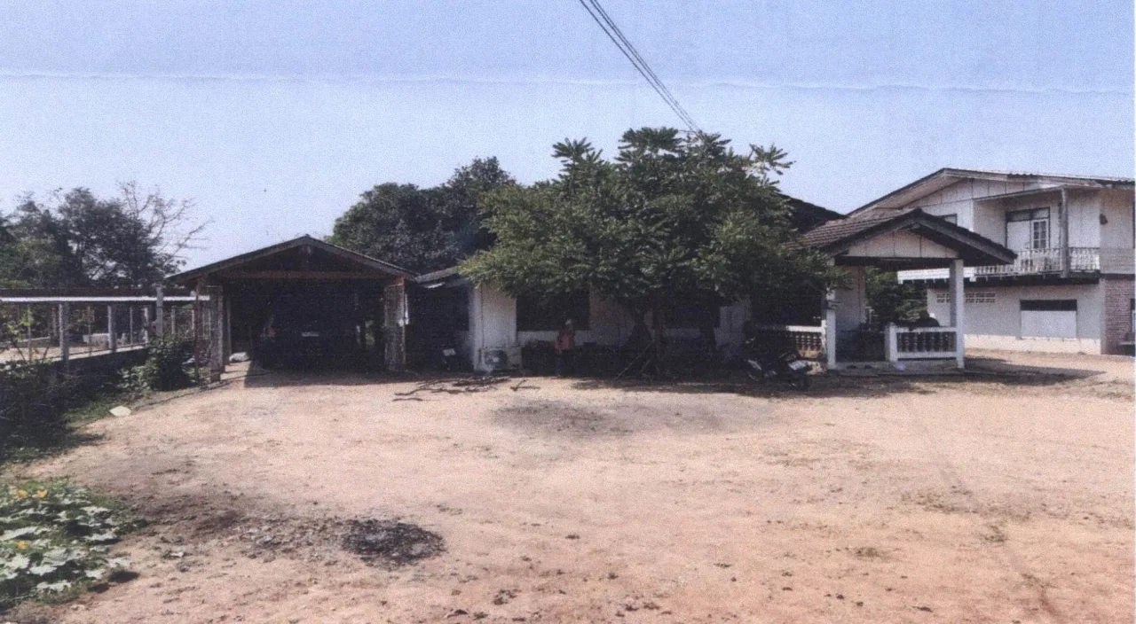 ขายทอดตลาด ที่ดินพร้อมสิ่งปลูกสร้าง ต.ลานสัก อ.ลานสัก จ.อุทัยธานี