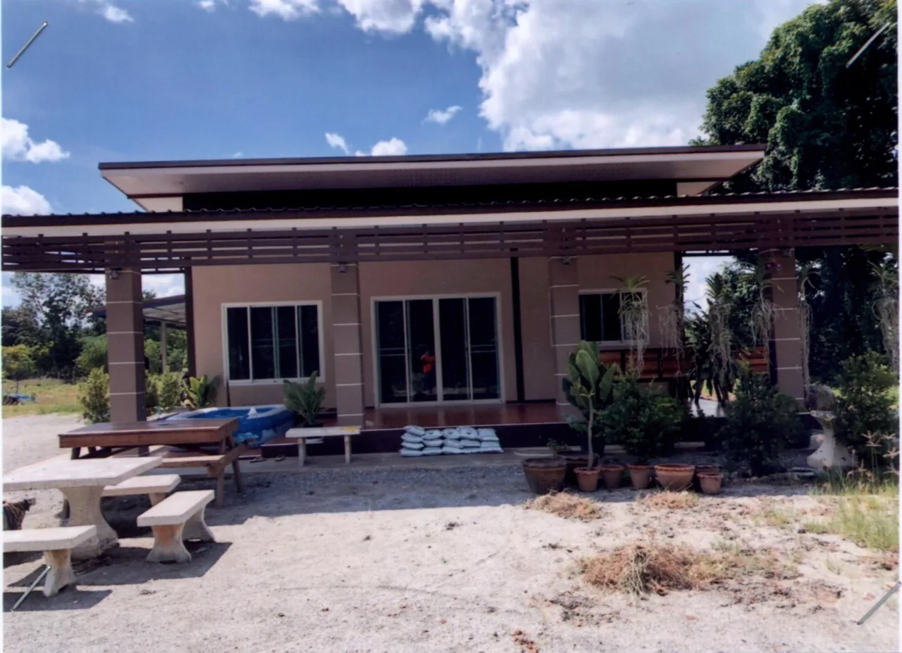 ขายทอดตลาด ที่ดินพร้อมสิ่งปลูกสร้าง ต.รางหวาย อ.พนมทวน จ.กาญจนบุรี
