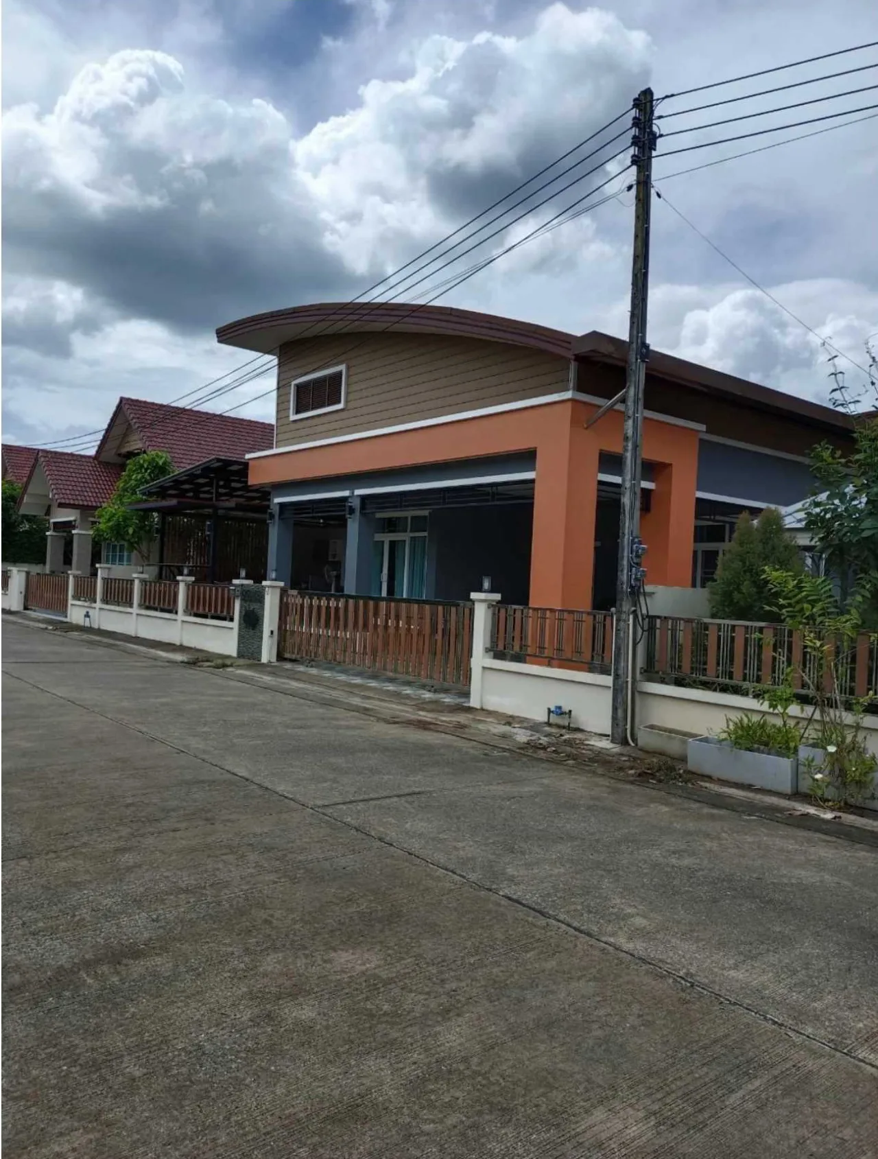 ขายทอดตลาด ที่ดินพร้อมสิ่งปลูกสร้าง ต.บ้านโพธิ์ อ.เมืองตรัง จ.ตรัง