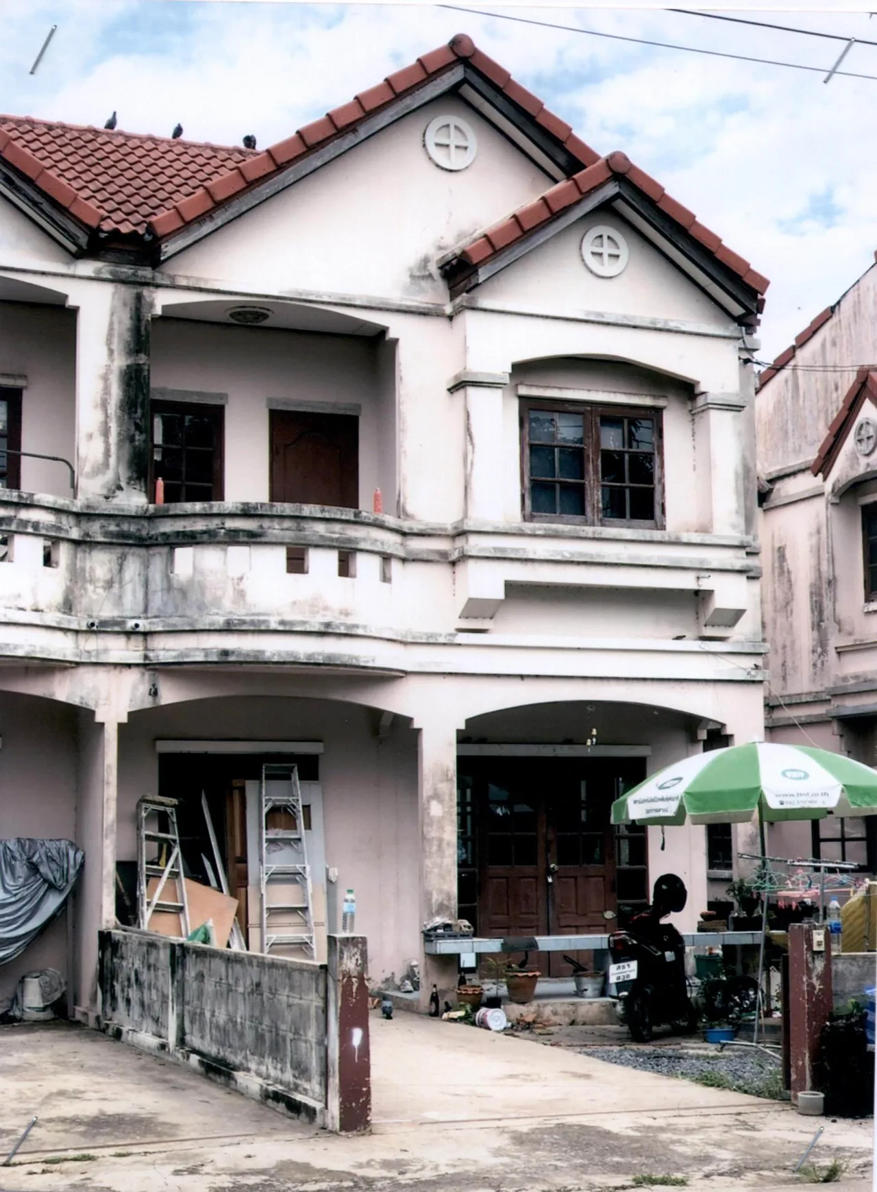 ขายทอดตลาด ที่ดินพร้อมสิ่งปลูกสร้าง ต.บางปลากด อ.องครักษ์ จ.นครนายก