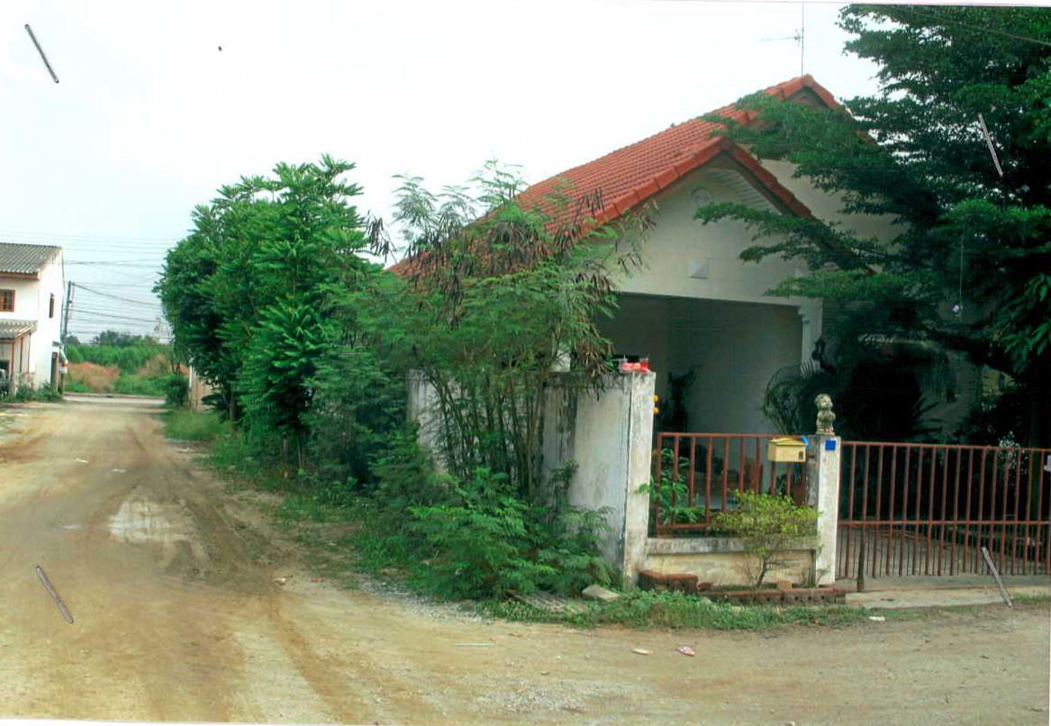ขายทอดตลาด ที่ดินพร้อมสิ่งปลูกสร้าง ต.ท่าบุญมี อ.กิ่งอำเภอเกาะจันทร์ จ.ชลบุรี