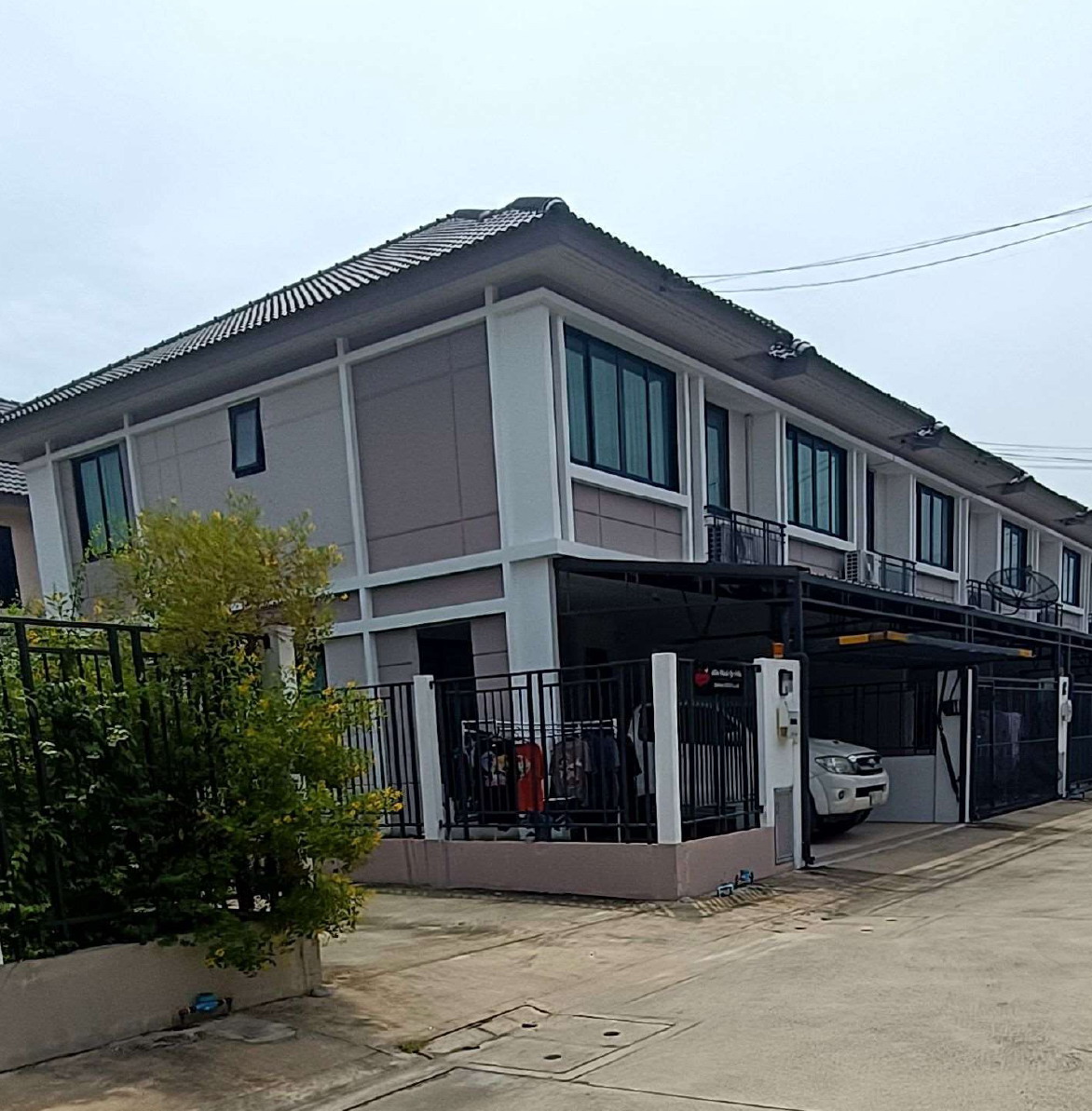 ขายทอดตลาด ที่ดินพร้อมสิ่งปลูกสร้าง ต.มหาสวัสดิ์ อ.บางกรวย จ.นนทบุรี