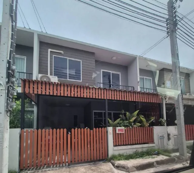 ขายทอดตลาด ที่ดินพร้อมสิ่งปลูกสร้าง ต.ละหาร อ.บางบัวทอง จ.นนทบุรี