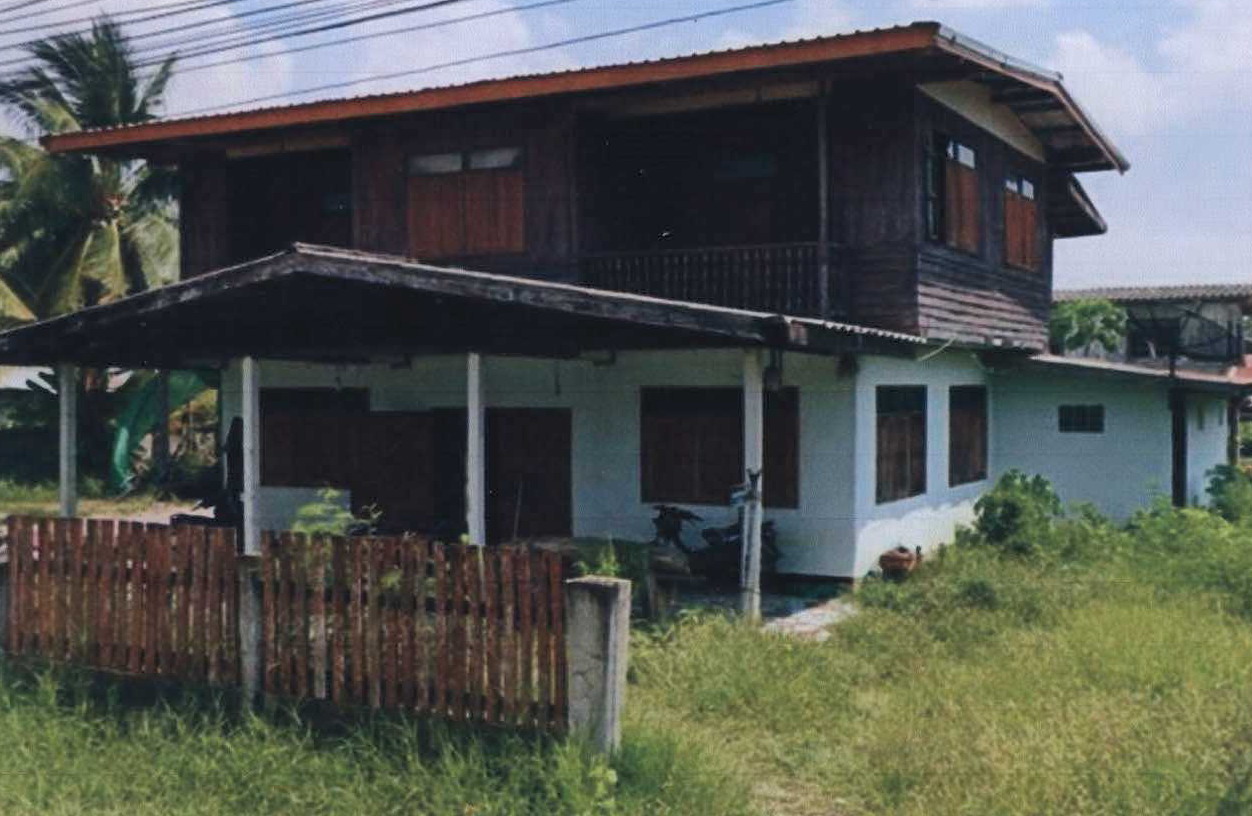 ขายทอดตลาด ที่ดินพร้อมสิ่งปลูกสร้าง ต.คลองเมือง อ.จักราช จ.นครราชสีมา