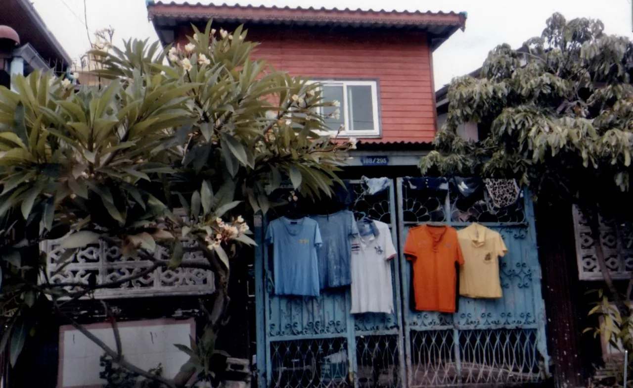 ขายทอดตลาด ที่ดินพร้อมสิ่งปลูกสร้าง แขวงคลองสองต้นนุ่น เขตลาดกระบัง จ.กรุงเทพมหานคร