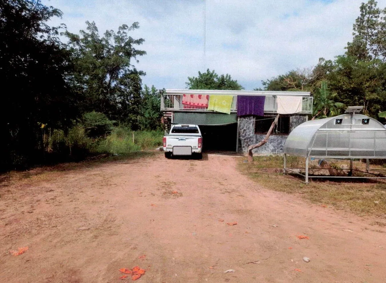 ขายทอดตลาด ที่ดินพร้อมสิ่งปลูกสร้าง ต.ท่ากระดาน อ.ศรีสวัสดิ์ จ.กาญจนบุรี