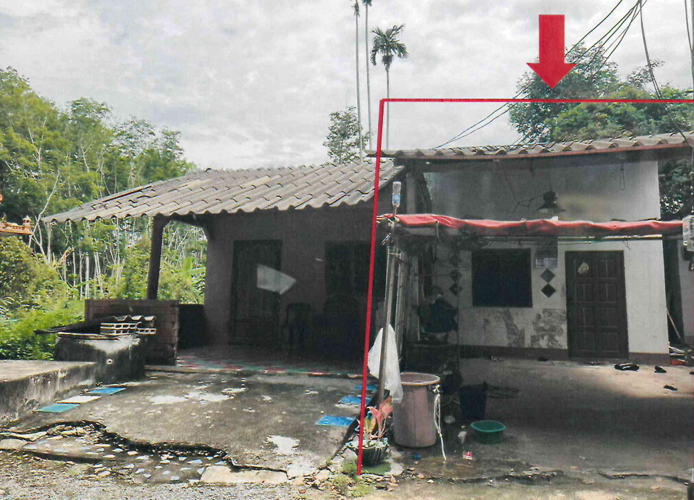 ขายทอดตลาด ที่ดินพร้อมสิ่งปลูกสร้าง ต.น้ำพุ อ.บ้านนาสาร จ.สุราษฎร์ธานี