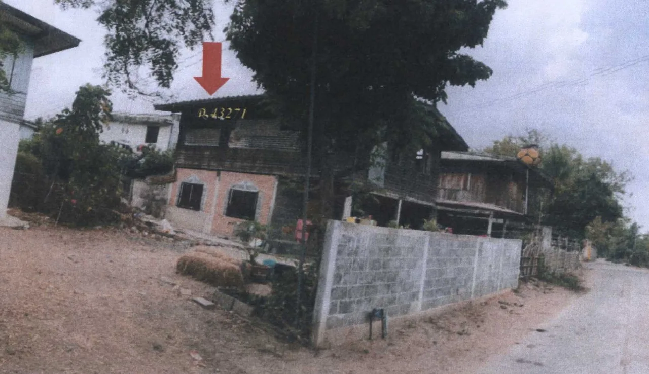 ขายทอดตลาด ที่ดินพร้อมสิ่งปลูกสร้าง ต.ไผ่ อ.รัตนบุรี จ.สุรินทร์