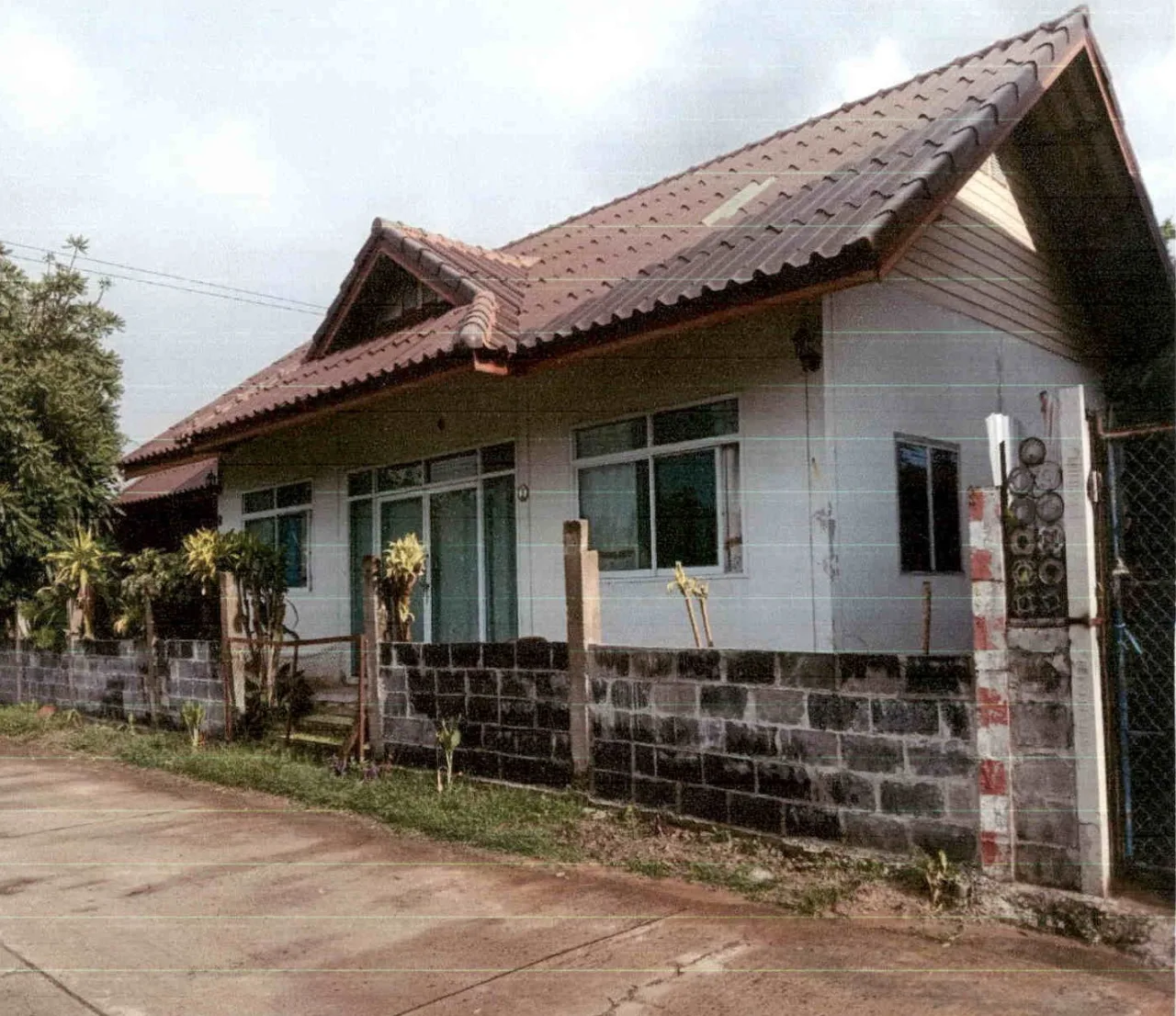 ขายทอดตลาด ที่ดินพร้อมสิ่งปลูกสร้าง ต.ศรีสุข อ.สำโรงทาบ จ.สุรินทร์