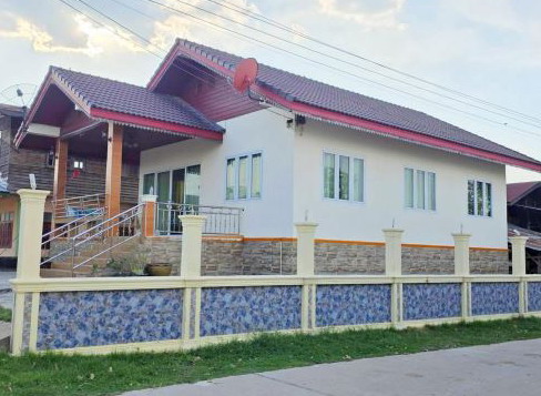 ขายทอดตลาด ที่ดินพร้อมสิ่งปลูกสร้าง ต.เมืองบัว อ.ชุมพลบุรี จ.สุรินทร์