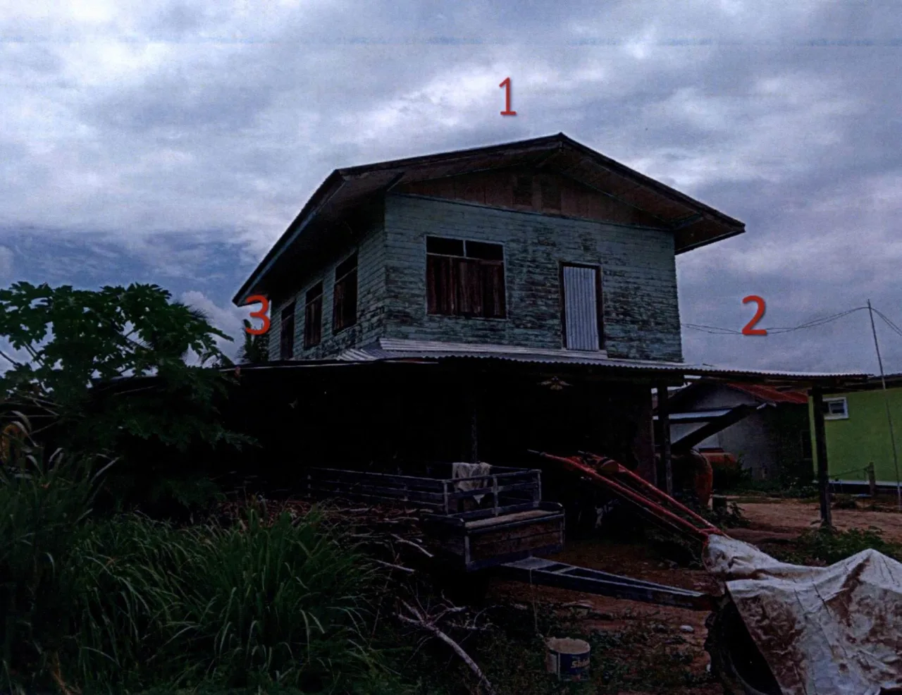 ขายทอดตลาด ที่ดินพร้อมสิ่งปลูกสร้าง ต.สระขุด อ.ชุมพลบุรี จ.สุรินทร์