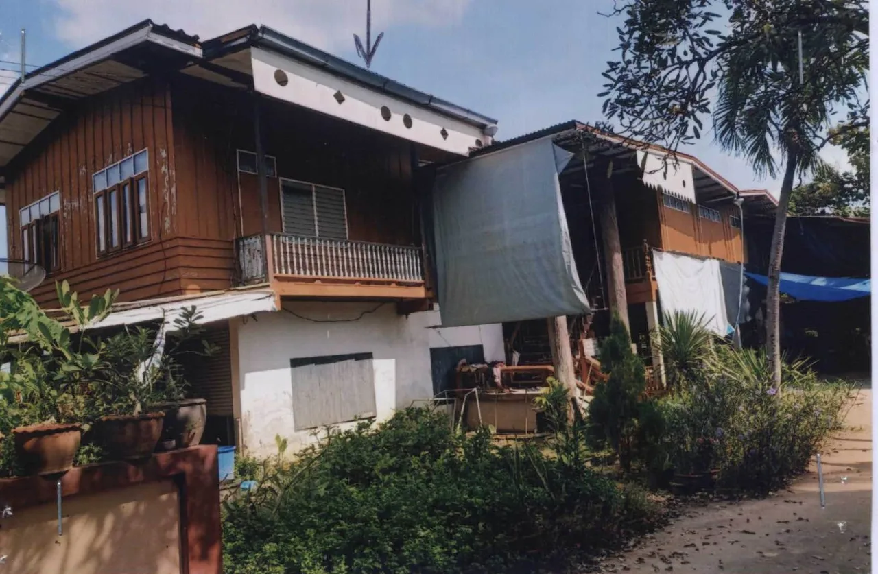 ขายทอดตลาด ที่ดินพร้อมสิ่งปลูกสร้าง ต.บ้านแก่ง อ.ศรีสัชนาลัย จ.สุโขทัย