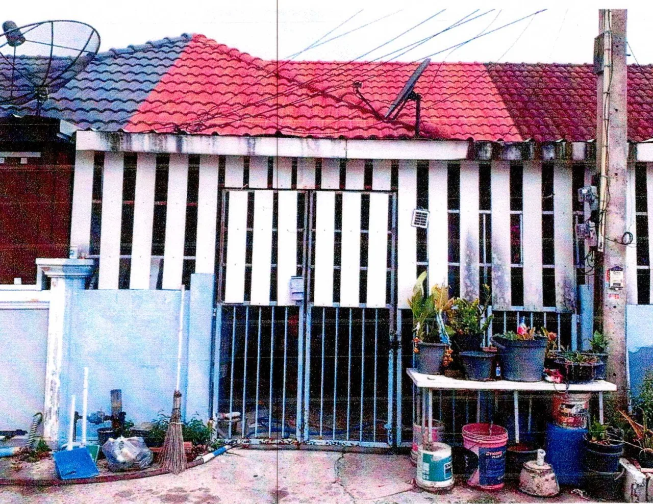 ขายทอดตลาด ที่ดินพร้อมสิ่งปลูกสร้าง ต.พานทอง อ.พานทอง จ.ชลบุรี