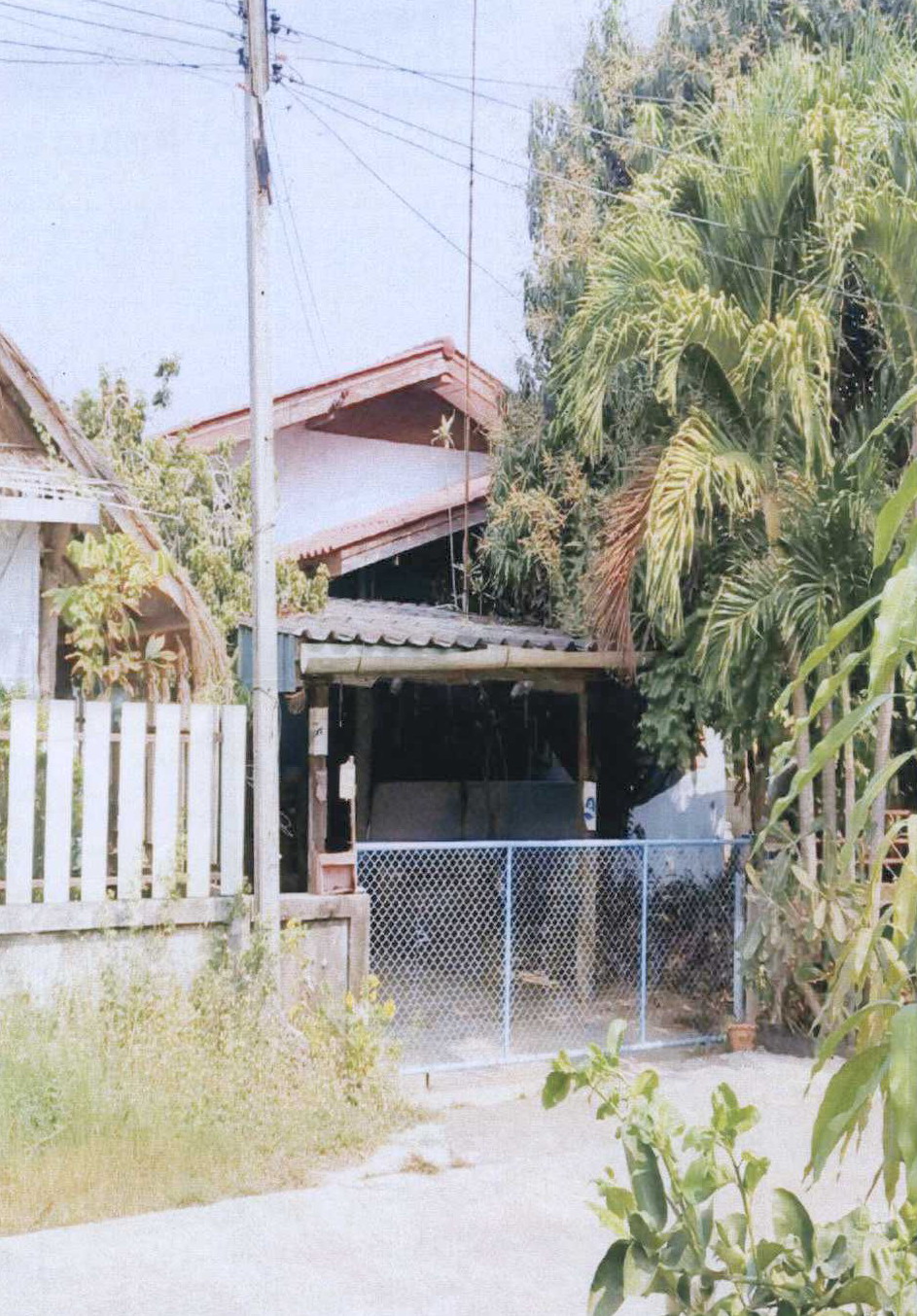 ขายทอดตลาด ที่ดินพร้อมสิ่งปลูกสร้าง ต.บ้านโพธิ์ อ.บ้านโพธิ์ จ.ฉะเชิงเทรา