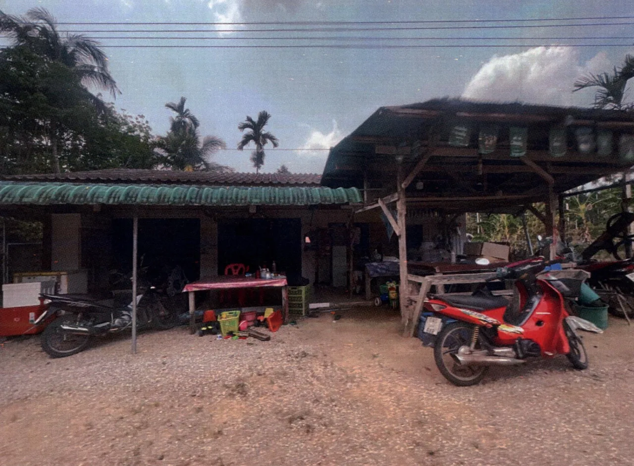 ขายทอดตลาด ที่ดินพร้อมสิ่งปลูกสร้าง ต.ปังหวาน อ.พะโต๊ะ จ.ชุมพร