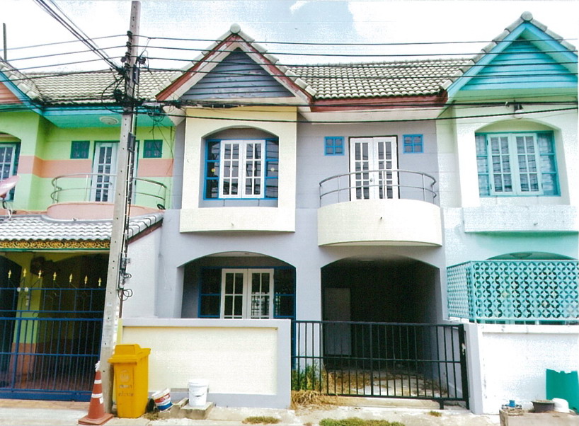 ขายทอดตลาด ที่ดินพร้อมสิ่งปลูกสร้าง ต.ละหาร อ.บางบัวทอง จ.นนทบุรี