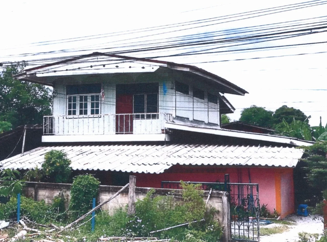 ขายทอดตลาด ที่ดินพร้อมสิ่งปลูกสร้าง ต.แม่ยางฮ่อ อ.ร้องกวาง จ.แพร่