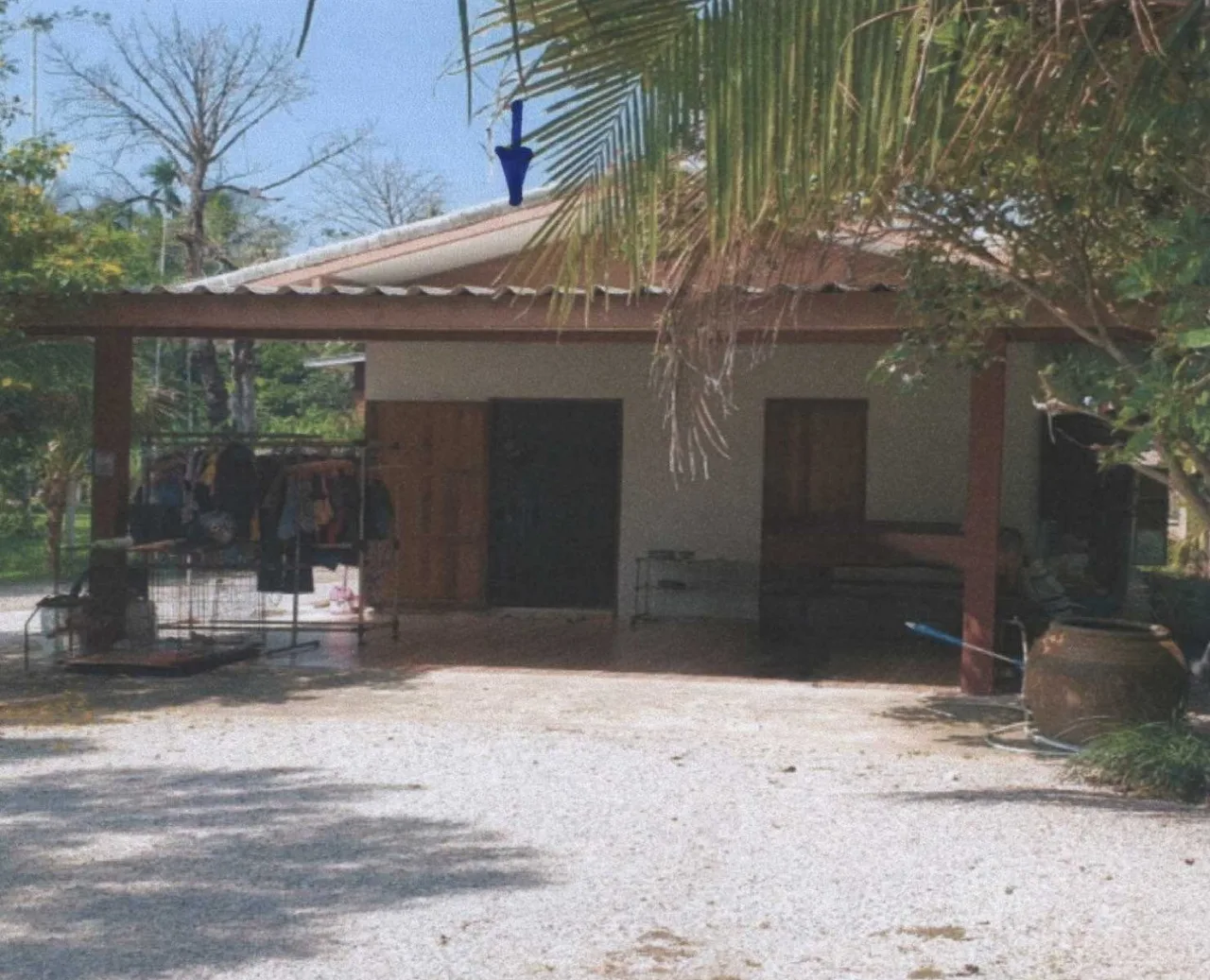 ขายทอดตลาด ที่ดินพร้อมสิ่งปลูกสร้าง ต.บางลึก อ.เมืองชุมพร จ.ชุมพร
