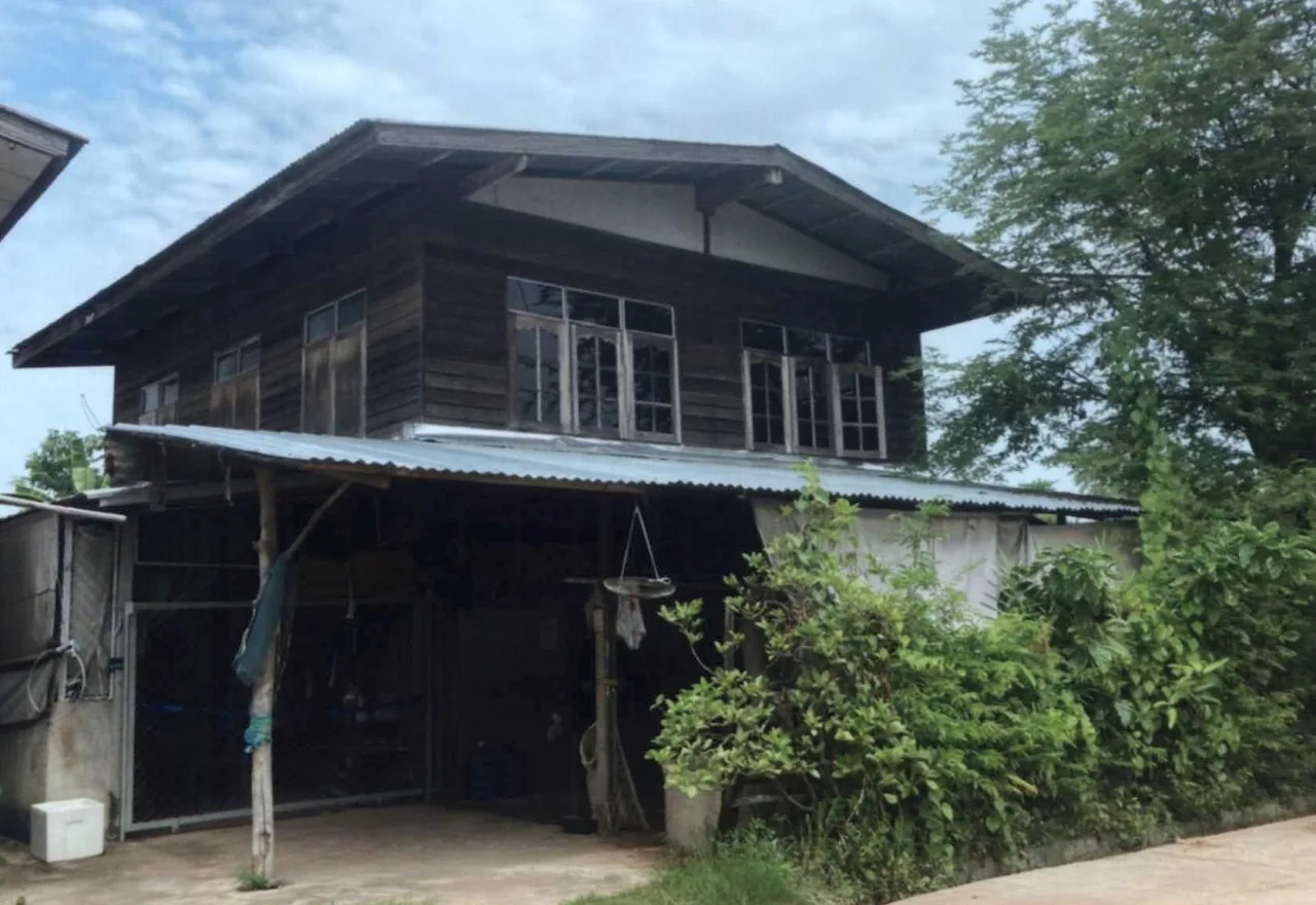 ขายทอดตลาด ที่ดินพร้อมสิ่งปลูกสร้าง ต.กุดใส้จ่อ อ.กันทรวิชัย จ.มหาสารคาม