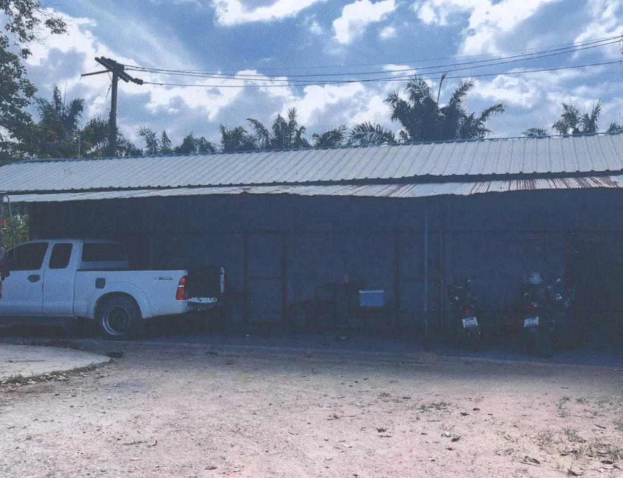 ขายทอดตลาด ที่ดินพร้อมสิ่งปลูกสร้าง ต.คลองปราบ อ.บ้านนาสาร จ.สุราษฎร์ธานี