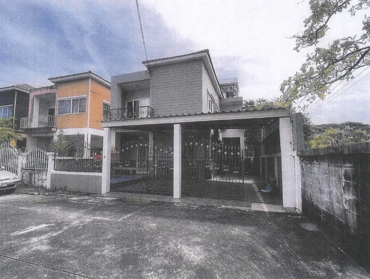 ขายทอดตลาด ที่ดินพร้อมสิ่งปลูกสร้าง ต.สุรศักดิ์ อ.ศรีราชา จ.ชลบุรี