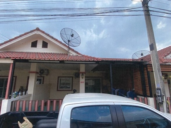 ขายทอดตลาด ที่ดินพร้อมสิ่งปลูกสร้าง ต.บ่อวิน อ.ศรีราชา จ.ชลบุรี