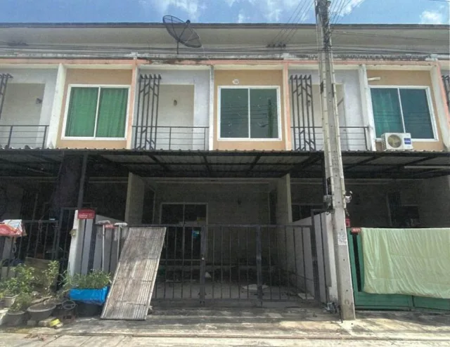 ขายทอดตลาด ที่ดินพร้อมสิ่งปลูกสร้าง ต.บ่อวิน อ.ศรีราชา จ.ชลบุรี