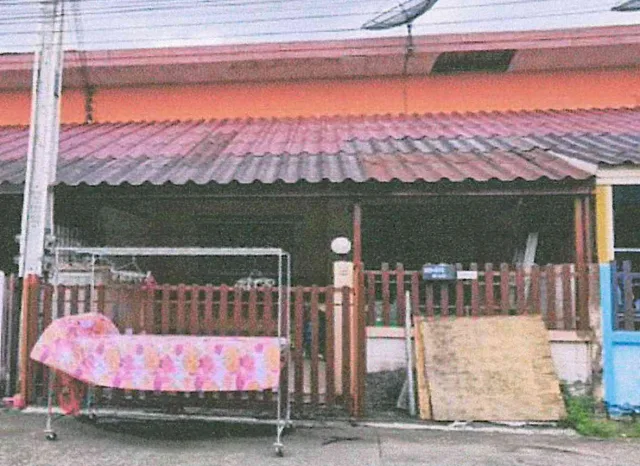 ขายทอดตลาด ที่ดินพร้อมสิ่งปลูกสร้าง ต.บ่อวิน อ.ศรีราชา จ.ชลบุรี
