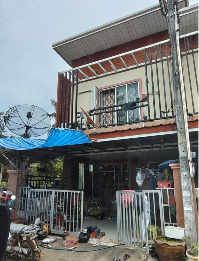 ขายทอดตลาด ที่ดินพร้อมสิ่งปลูกสร้าง ต.บ่อวิน อ.ศรีราชา จ.ชลบุรี
