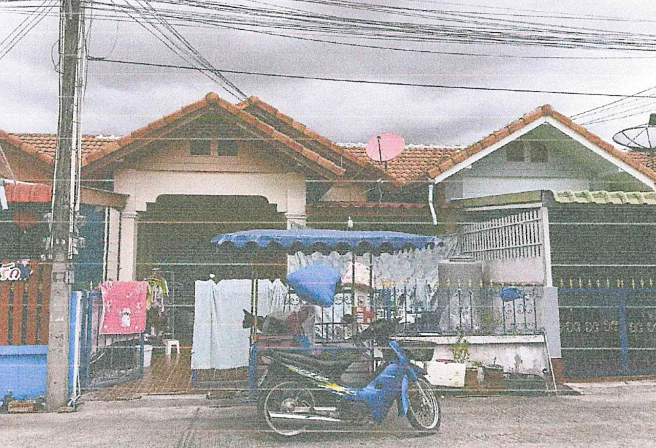ขายทอดตลาด ที่ดินพร้อมสิ่งปลูกสร้าง ต.บ่อวิน อ.ศรีราชา จ.ชลบุรี