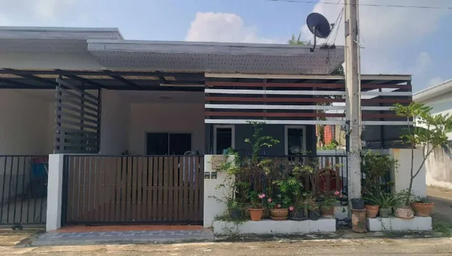 ขายทอดตลาด ที่ดินพร้อมสิ่งปลูกสร้าง ต.บ่อวิน อ.ศรีราชา จ.ชลบุรี