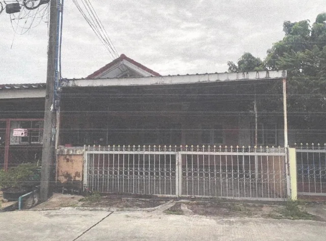 ขายทอดตลาด ที่ดินพร้อมสิ่งปลูกสร้าง ต.พลูตาหลวง อ.สัตหีบ จ.ชลบุรี