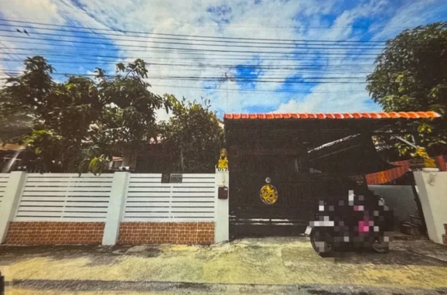 ขายทอดตลาด ที่ดินพร้อมสิ่งปลูกสร้าง ต.พลูตาหลวง อ.สัตหีบ จ.ชลบุรี