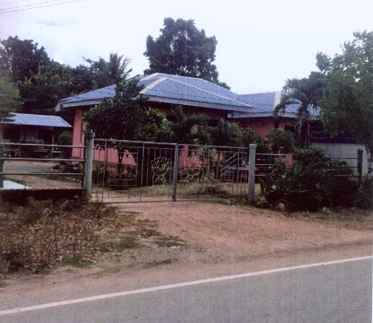 ขายทอดตลาด ที่ดินพร้อมสิ่งปลูกสร้าง ต.วังหมัน อ.สามเงา จ.ตาก