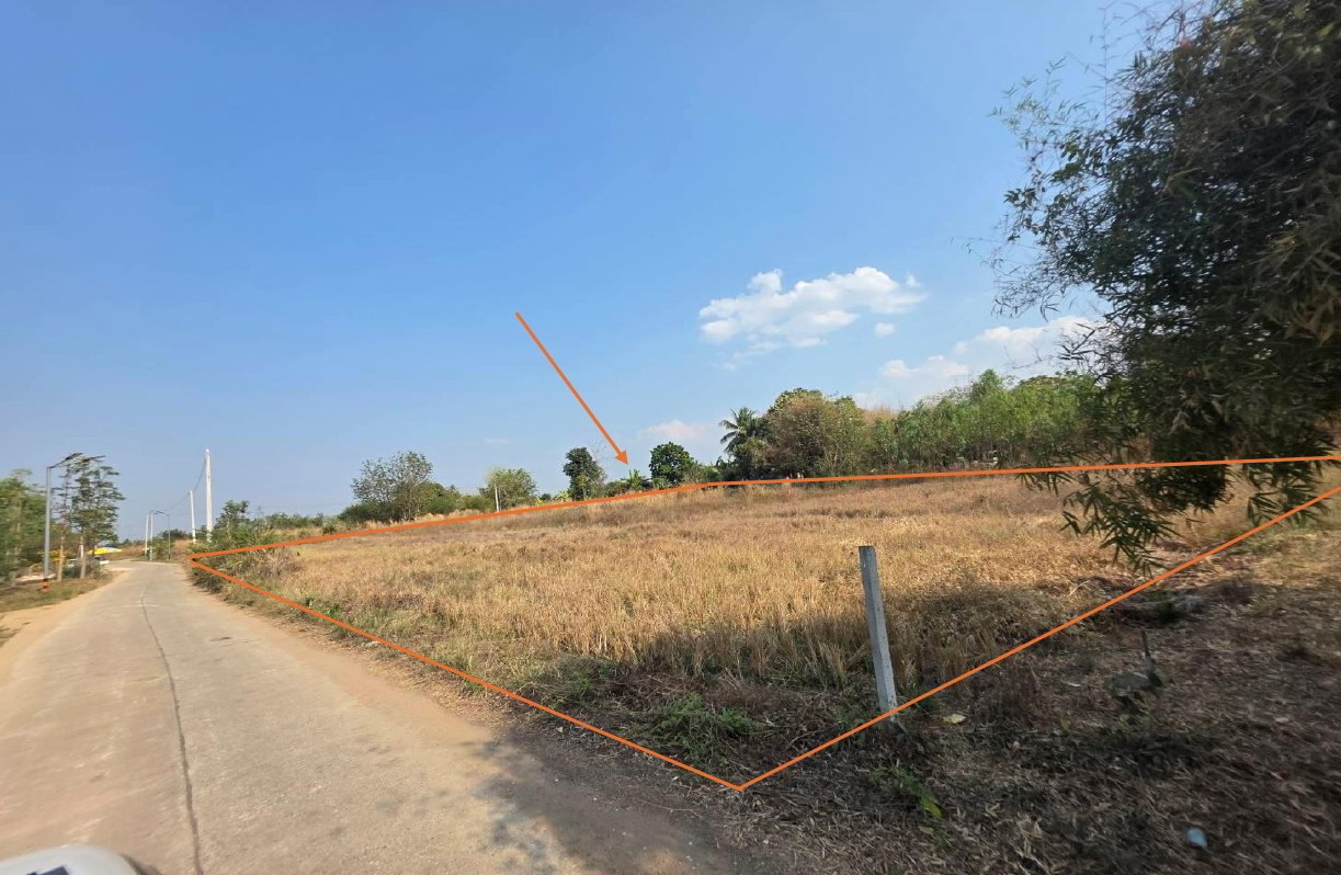 ขายทอดตลาด ที่ดินว่างเปล่า ต.วังประจบ อ.เมืองตาก จ.ตาก