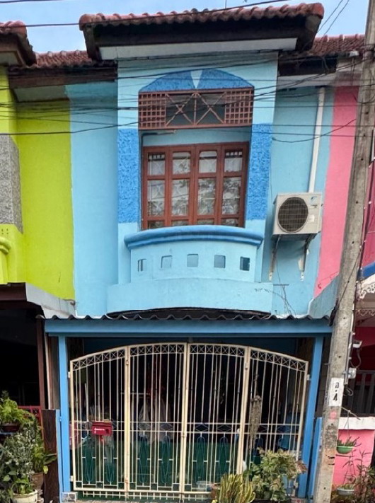 ขายทอดตลาด ที่ดินพร้อมสิ่งปลูกสร้าง ต.ทวีวัฒนา อ.ไทรน้อย จ.นนทบุรี