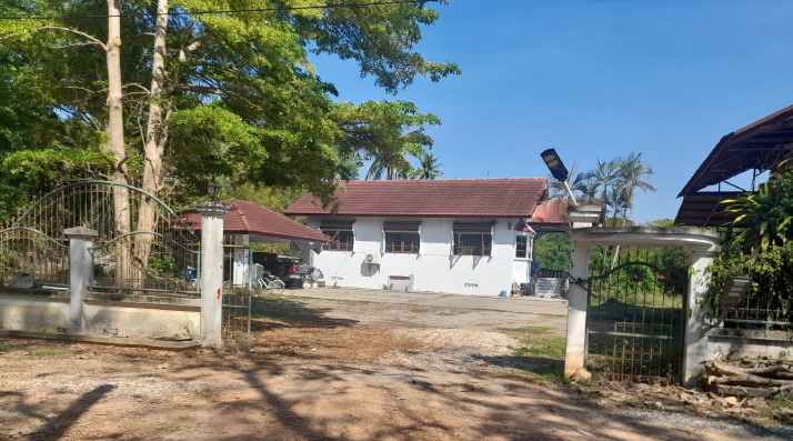 ขายทอดตลาด ที่ดินพร้อมสิ่งปลูกสร้าง ต.สร้อยละคร อ.ลาดยาว จ.นครสวรรค์
