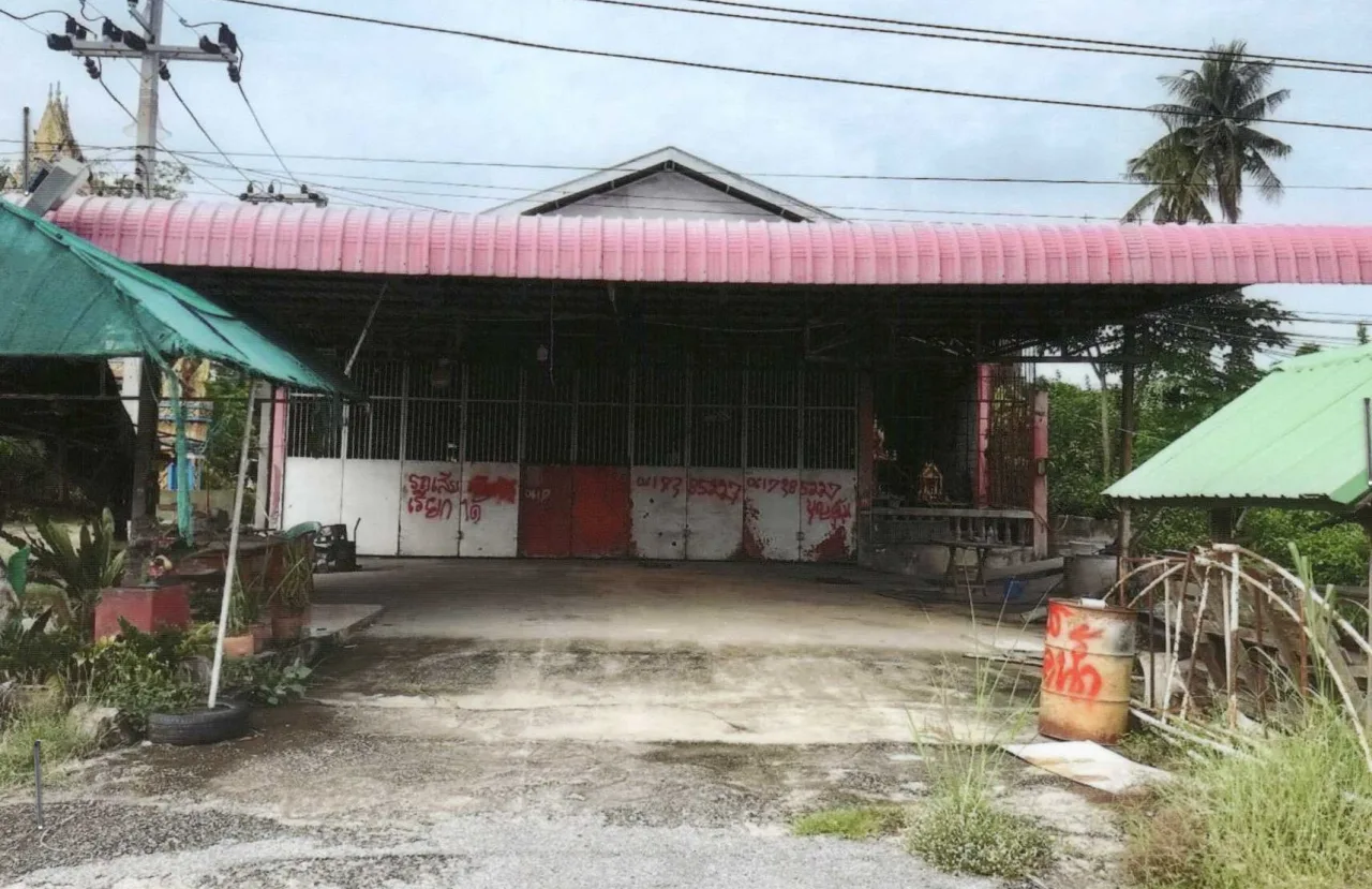 ขายทอดตลาด ที่ดินพร้อมสิ่งปลูกสร้าง ต.หนองกระโดน อ.เมืองนครสวรรค์ จ.นครสวรรค์
