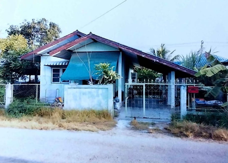 ขายทอดตลาด ที่ดินพร้อมสิ่งปลูกสร้าง ต.ราษฎร์นิยม อ.ไทรน้อย จ.นนทบุรี