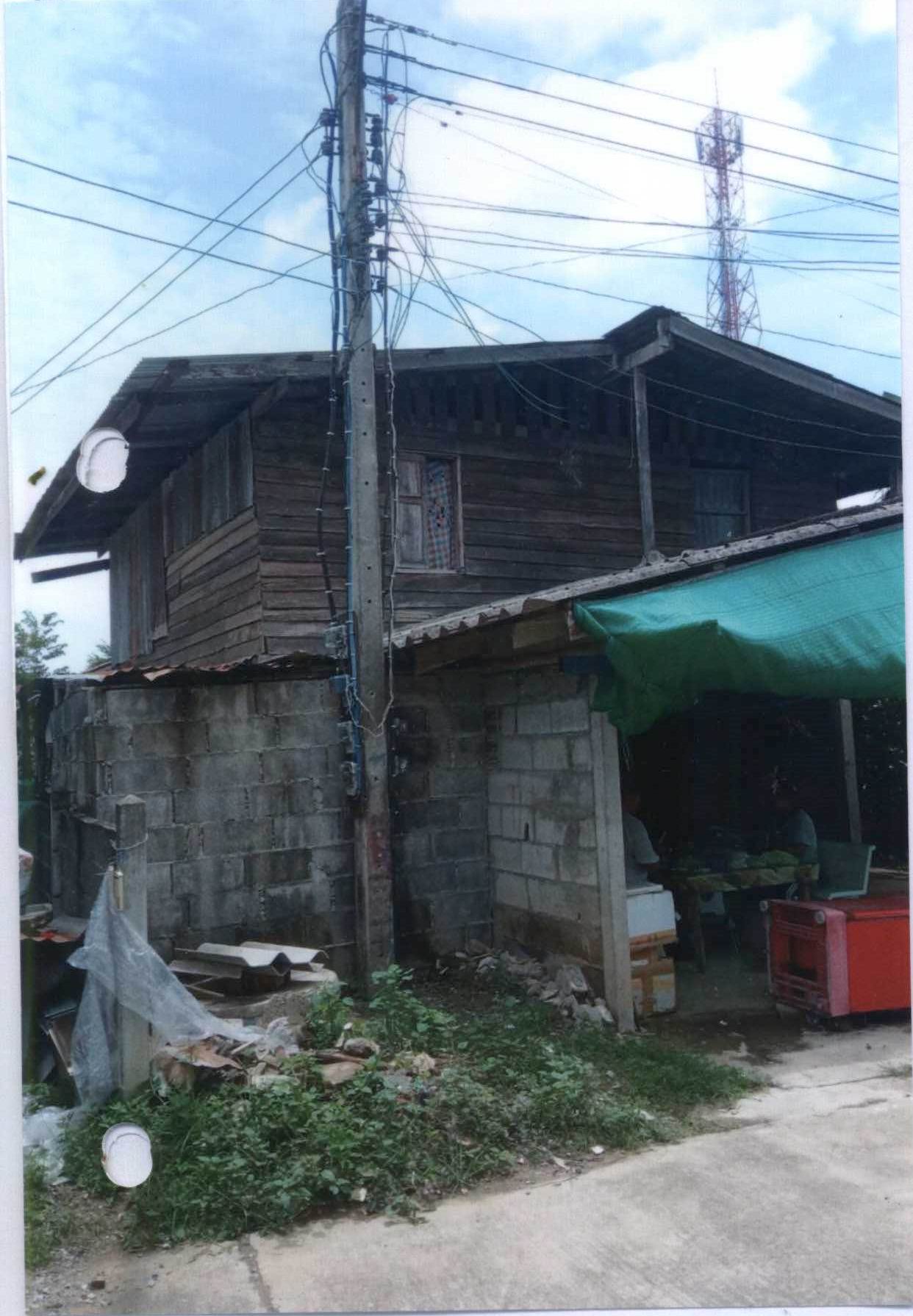 ขายทอดตลาด ที่ดินพร้อมสิ่งปลูกสร้าง ต.เก้าเลี้ยว อ.เก้าเลี้ยว จ.นครสวรรค์